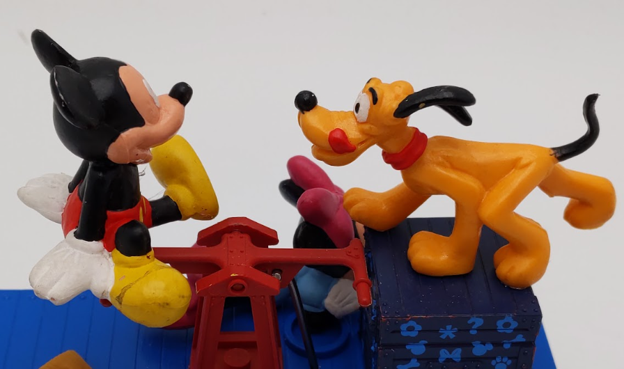 LGB 23010 G Scale Disney with Mickey, Minnie, & Pluto Operating Hand Car VG