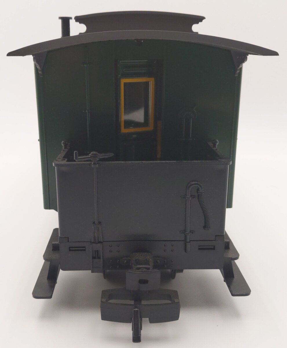 LGB 3060 G Scale Green 8-Wheel Passenger Car (No Lights) EX/Box