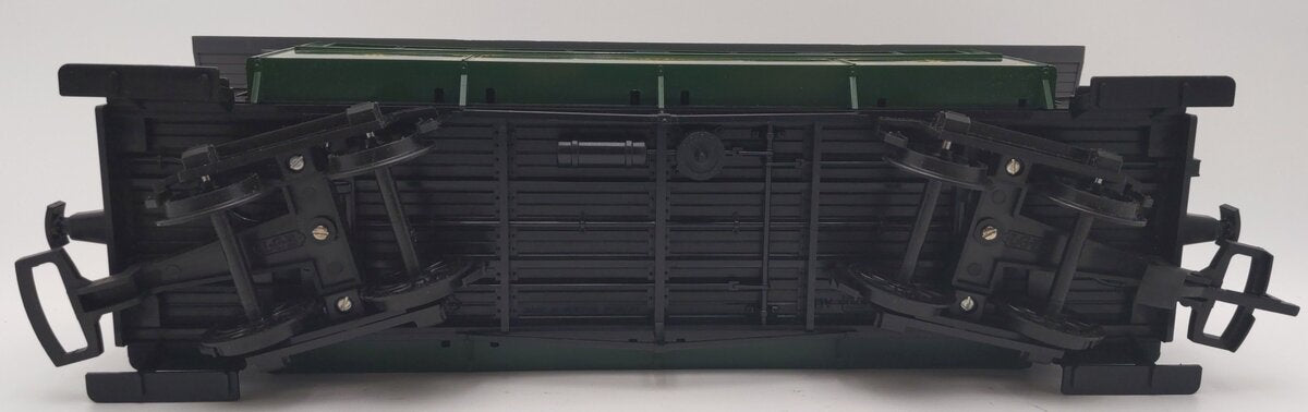 LGB 3060 G Scale Green 8-Wheel Passenger Car (No Lights) EX/Box