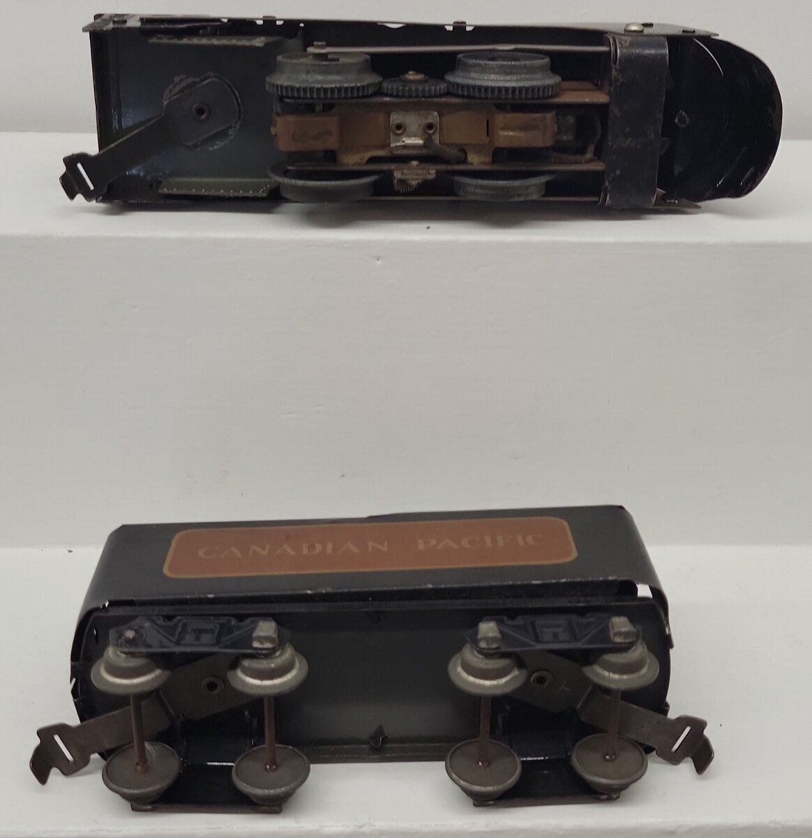Marx 494 Vintage O Gauge Canadian Pacific Steam Locomotive and Tender #3000 VG
