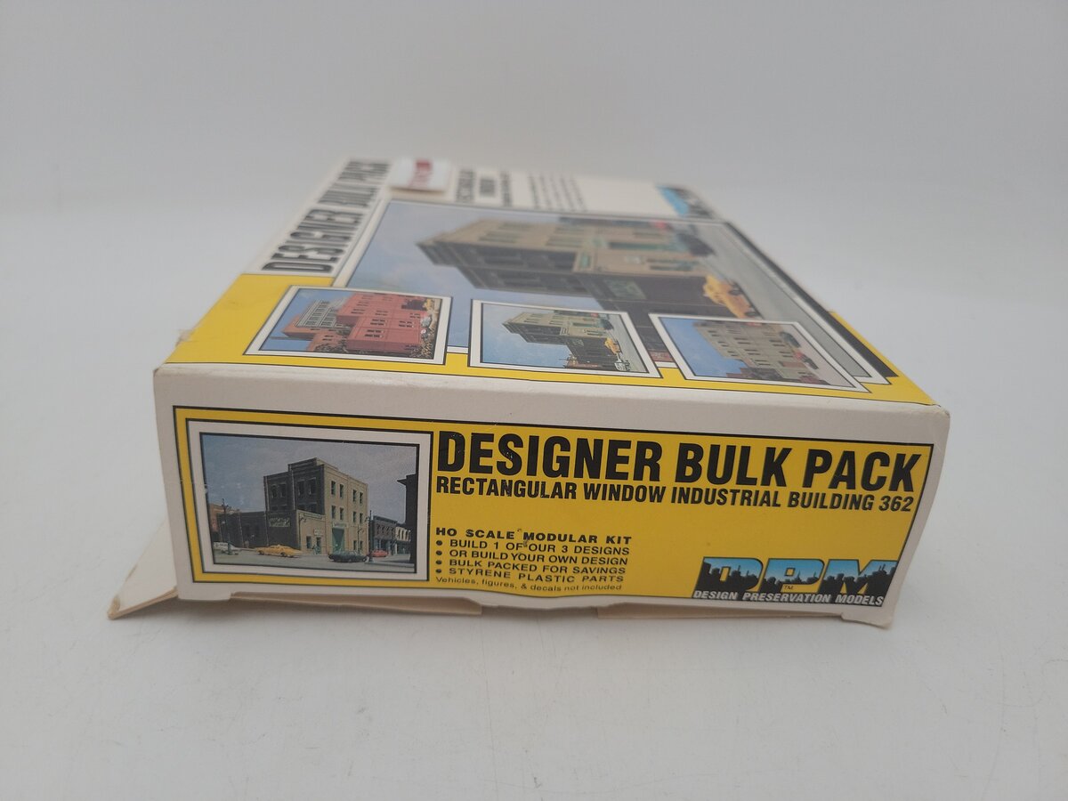 DPM 36200 HO Scale Designer Bulk Pack Rectangular Window Industrial Building Kit EX/Box