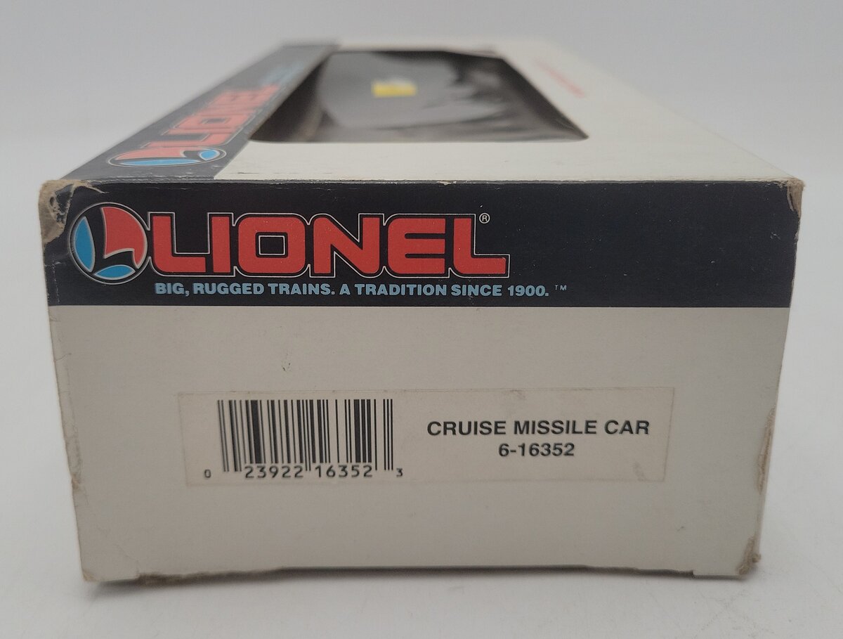Lionel 6-16352 O Gauge US Military Flatcar w/ Cruise Missile #16352 EX/Box