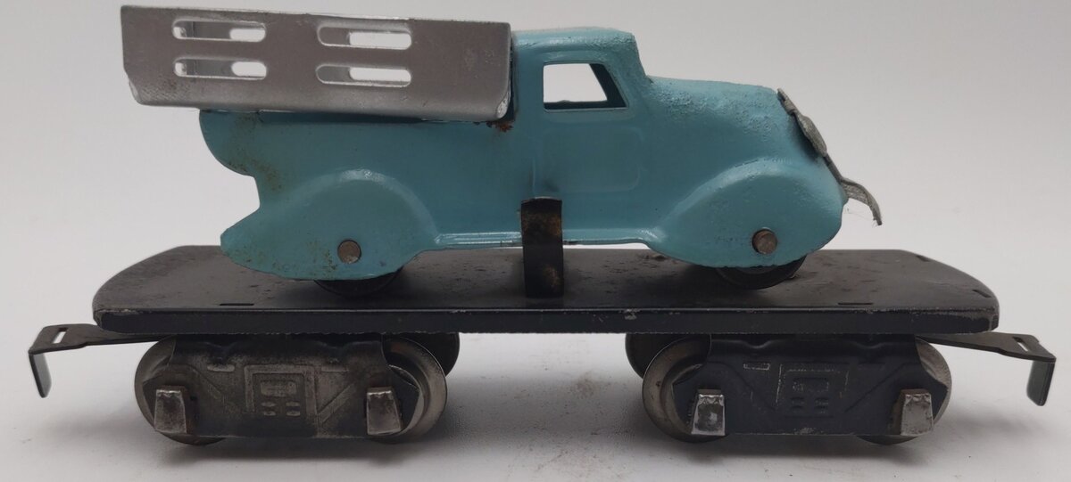 Marx 562 Vintage O Flatcar w/ Blue Dump with Gray Bed VG
