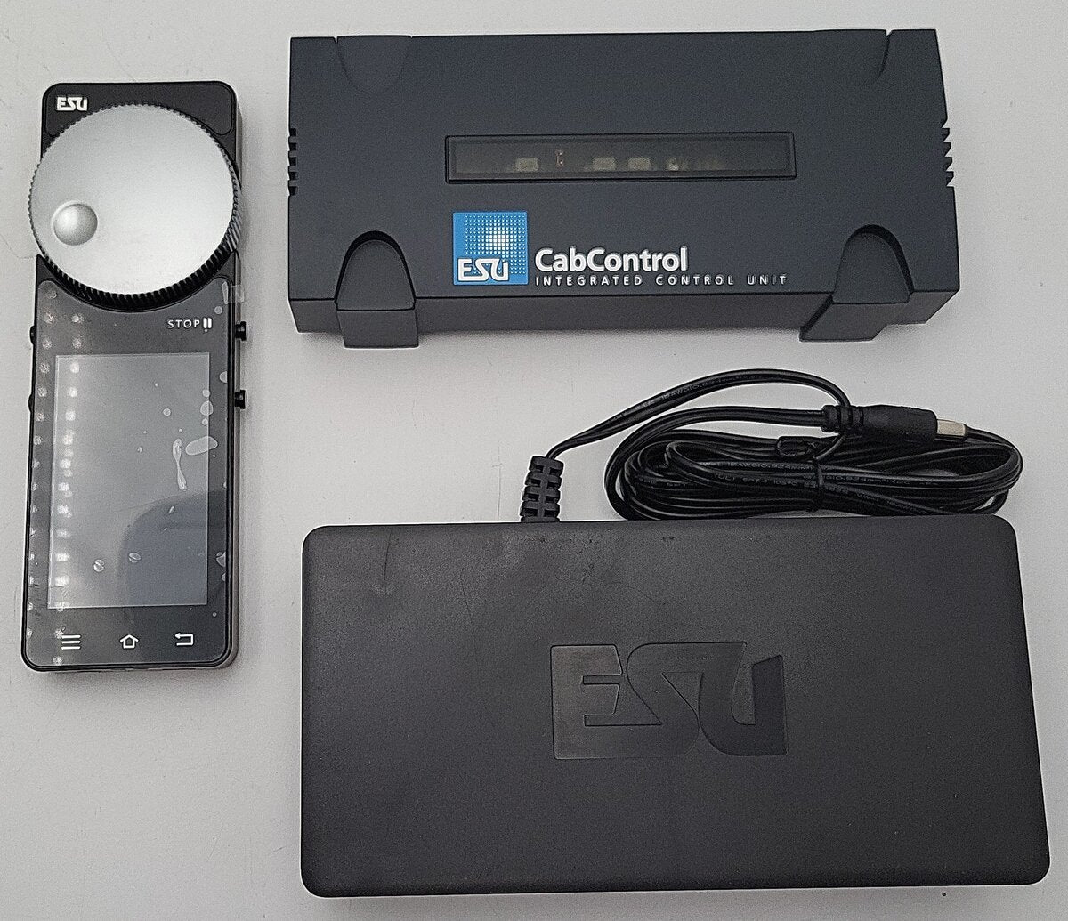ESU 50310 Cab Control DCC System with WiFi Throttle, 7A, Set with Power Supply LN/Box