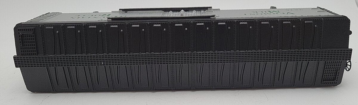 Lionel 6-9876 O Gauge Central Vermont Billboard Refrigerator Car EX/Box