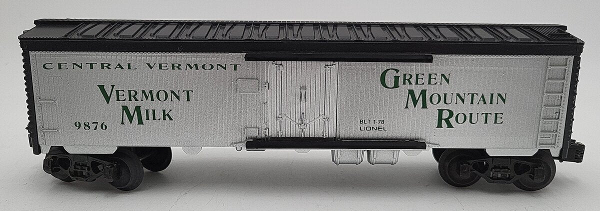 Lionel 6-9876 O Gauge Central Vermont Billboard Refrigerator Car EX/Box