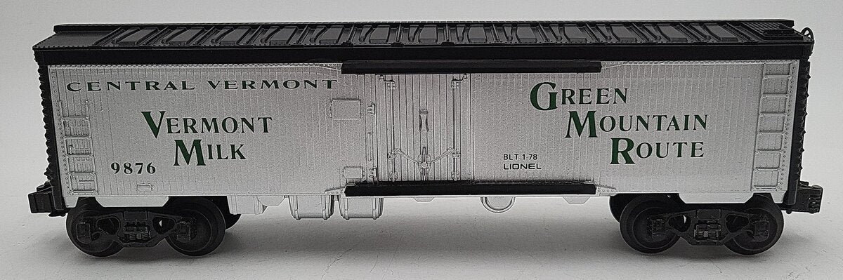 Lionel 6-9876 O Gauge Central Vermont Billboard Refrigerator Car EX/Box