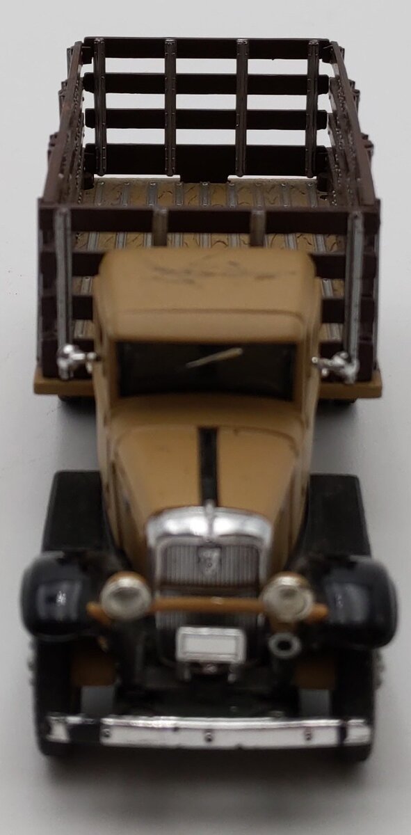 Unique Replicas 18350 1:43 1934 BB-157 Stake Bed Truck EX/Box