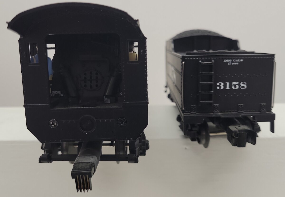 Lionel 6-81295 O Scale ATSF LionChief Plus 2-8-2 Mikado Steam Locomotive #3158 LN/Box