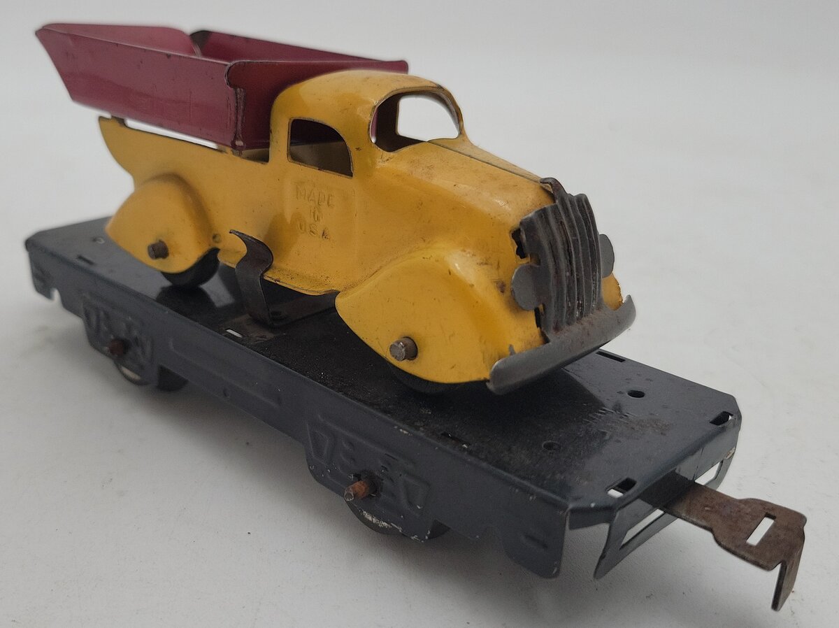 Marx O Gauge Vintage Flat Car w/ Dump Truck VG