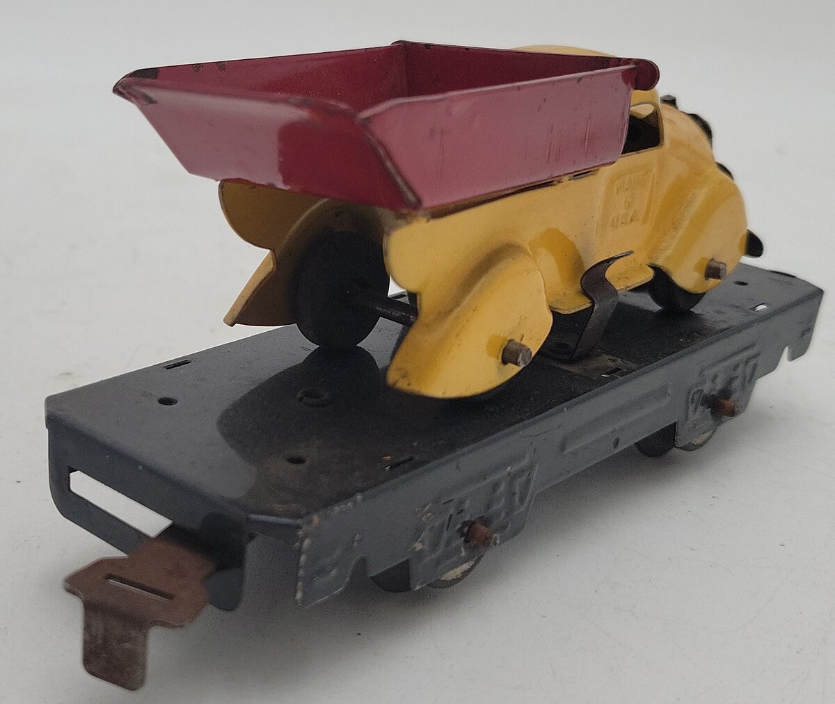 Marx O Gauge Vintage Flat Car w/ Dump Truck VG