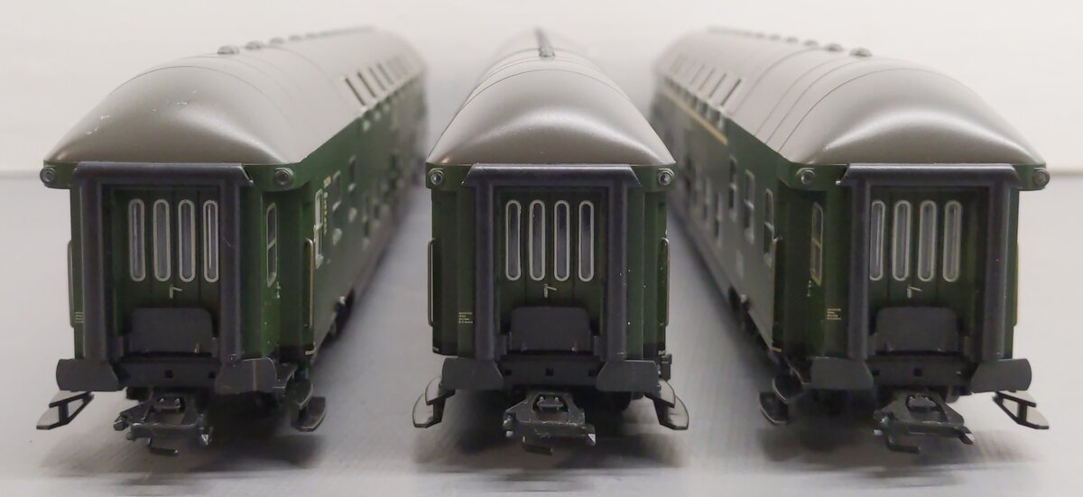 Marklin 43597 HO Scale Bi-Level 3 Car Passenger Set EX/Box