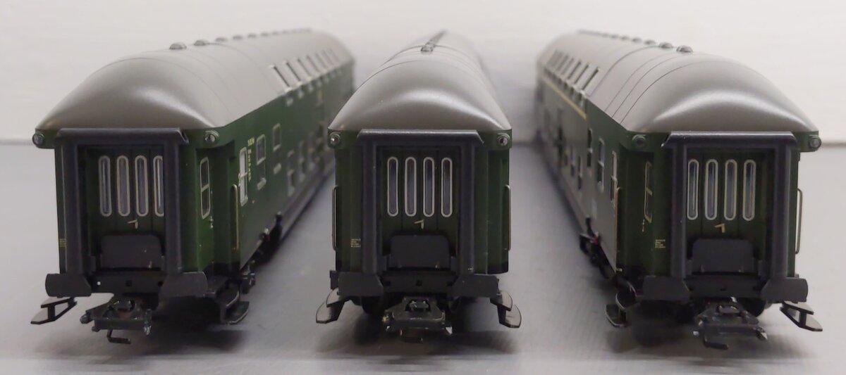 Marklin 43597 HO Scale Bi-Level 3 Car Passenger Set EX/Box