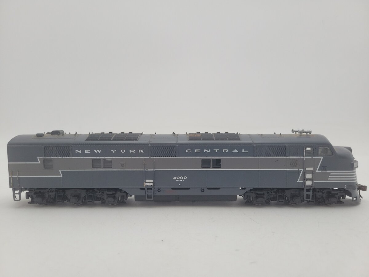 Broadway Limited 615 HO NYC EMD E7A Diesel Locomotive w/DCC & Sound #4000 VG