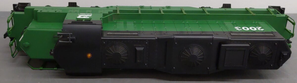 Lionel 8-85003 G Scale Burlington Northern GP-20 Diesel Locomotive #2003 EX/Box