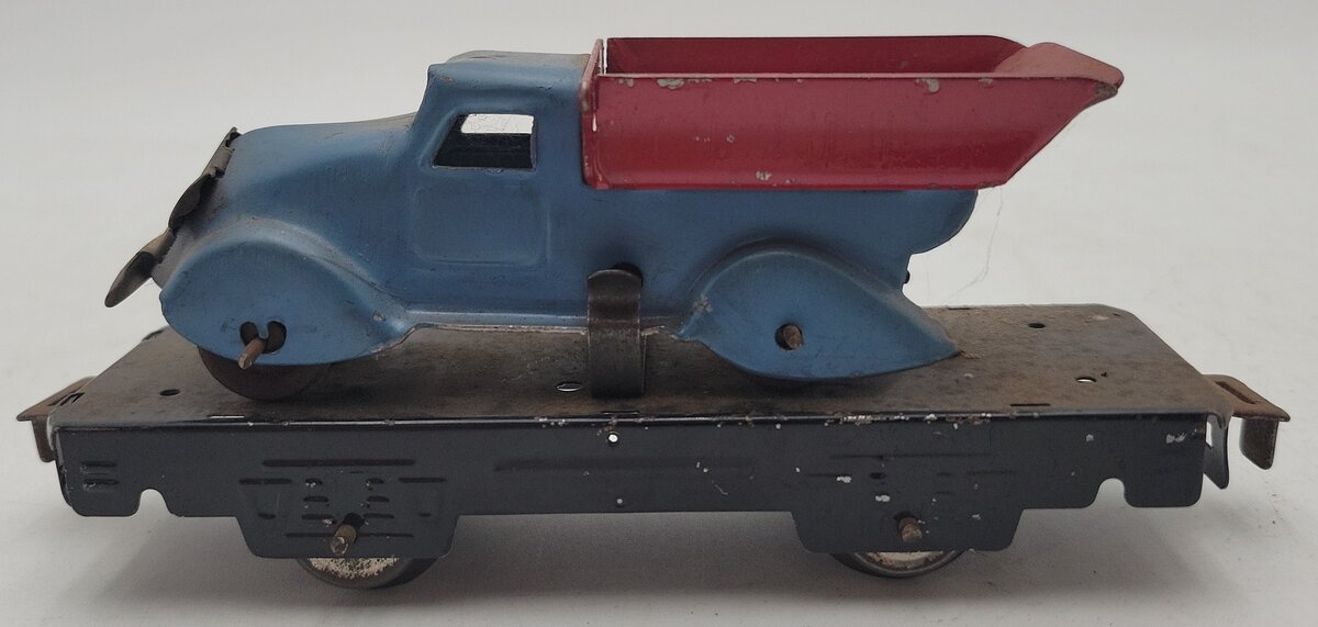 Marx O Gauge Litho Flat Car w/Dump Truck VG
