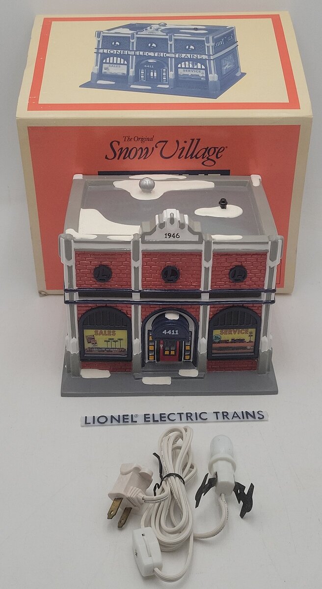 Lionel 6-2202 Ceramic Snow Village Lionel Train Shop LN/Box