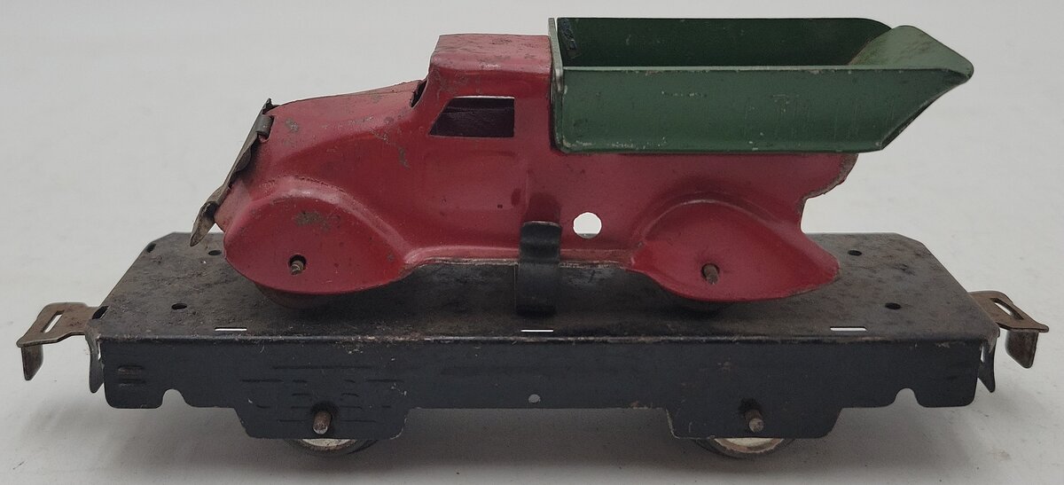 Marx 562 Prewar Marx 562 Vintage O Gauge Flatcar with Red & Green Dump Truck VG