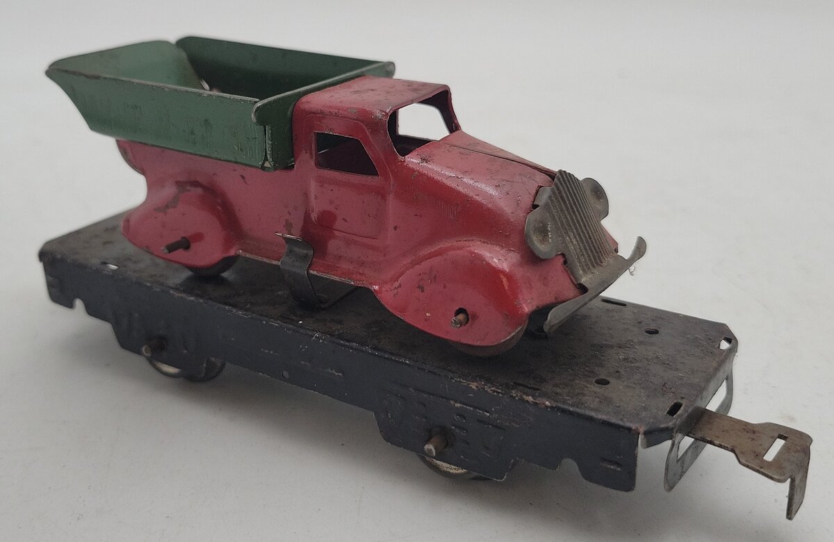 Marx 562 Prewar Marx 562 Vintage O Gauge Flatcar with Red & Green Dump Truck VG
