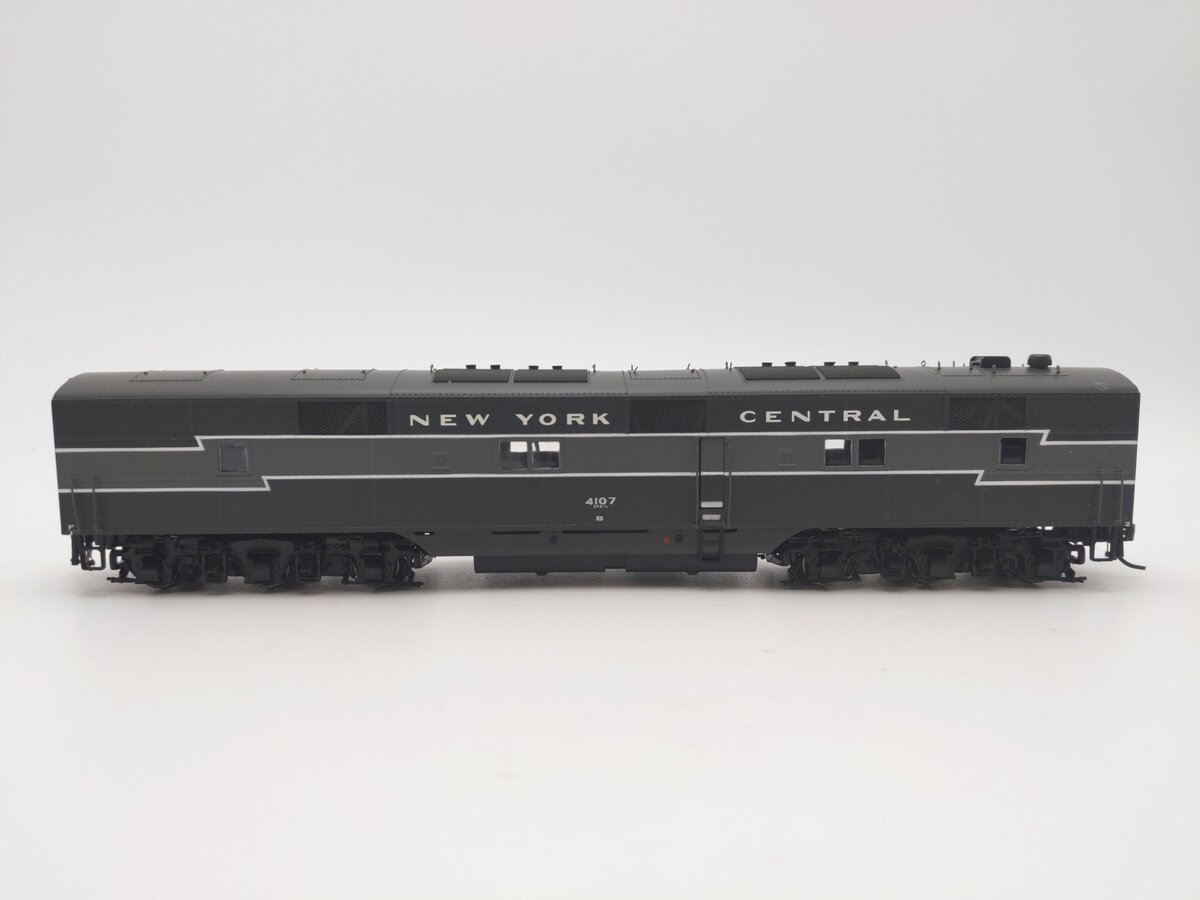 Proto 2000 21067 HO Scale New York Central E7B Non-Powered B-Unit #4107 EX/Box