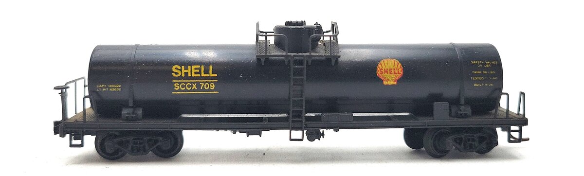 Con-Cor 1601 N Scale Shell Chemical Car #709 EX/Box