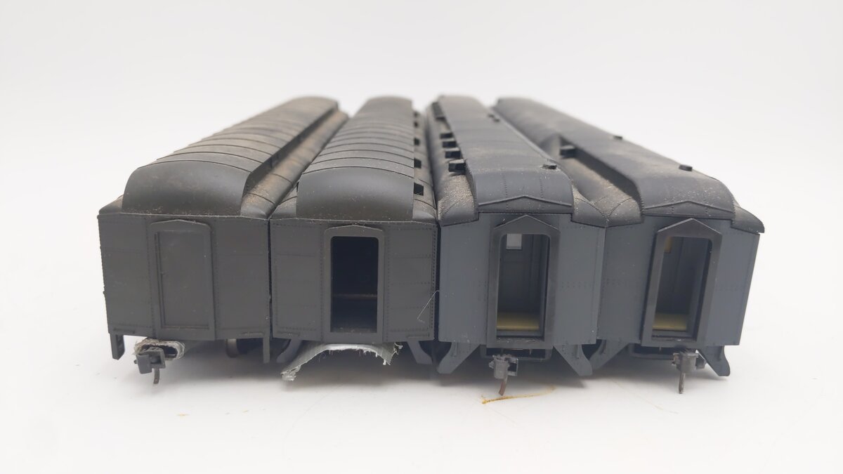 HO Scale New York Central Assorted Passenger Cars: 3089, 3243 [4] VG