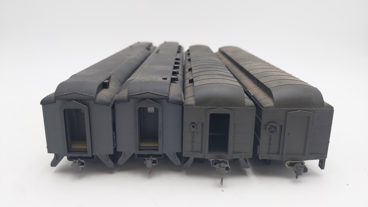 HO Scale New York Central Assorted Passenger Cars: 3089, 3243 [4] VG
