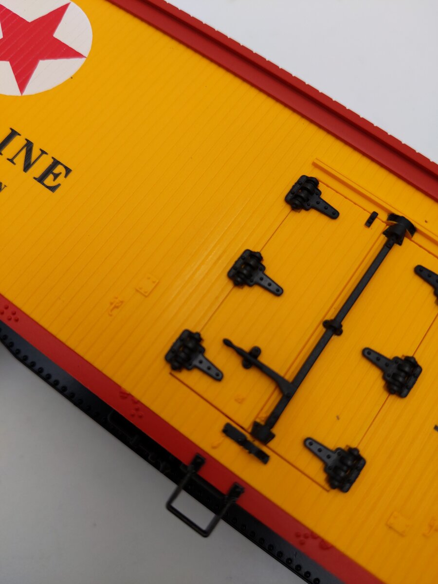 K-Line K742-1891 O Gauge Pennsylvania Woodside Reefer w/ Billboard #611081 EX/Box