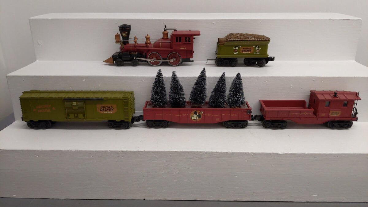 Lionel 6-30054 O 2006 World of Disney Limited Edition O Gauge Steam Train Set EX/Box