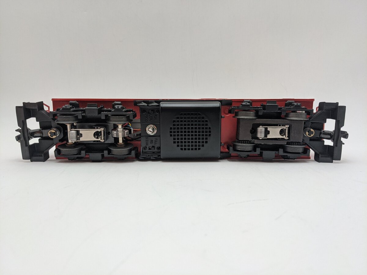 Lionel 6-18881 O Gauge Modern GP-9 Custom Series II Diesel Locomotive EX/Box