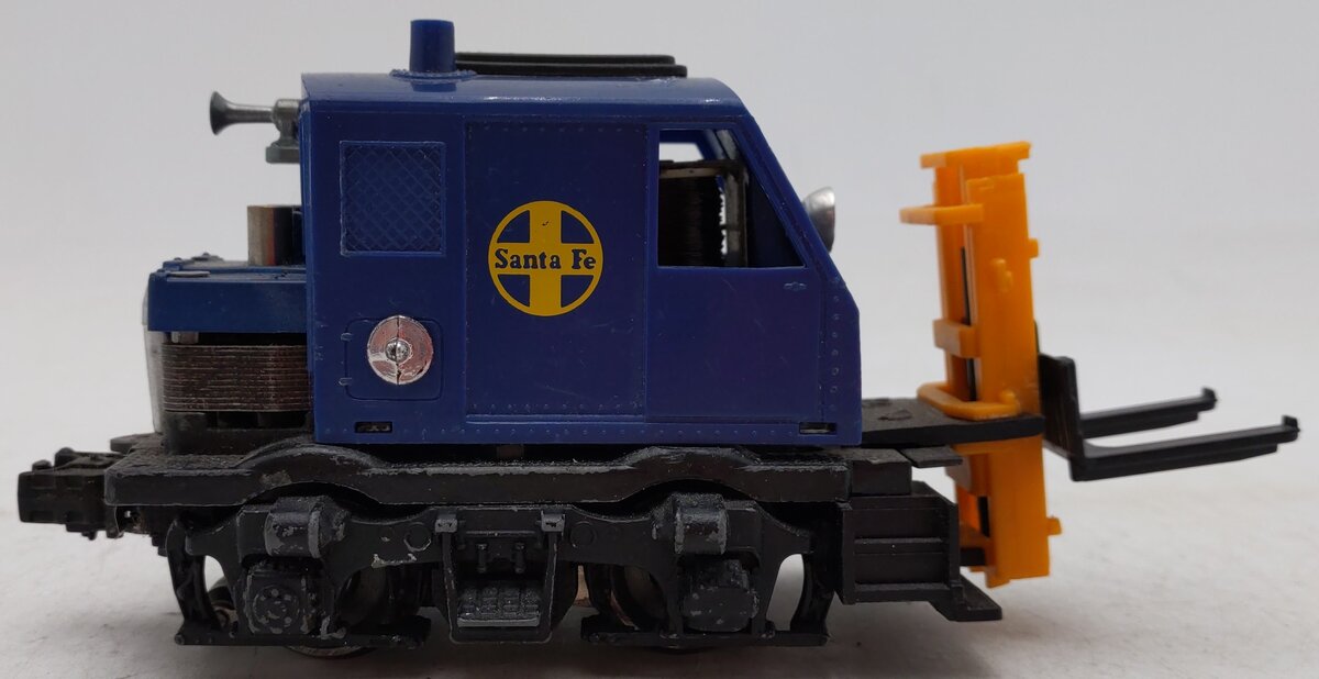 Custom Built O Gauge Santa Fe Powered Diesel Locomotive