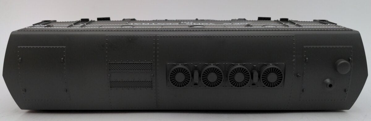 MTH 30-2010-3 O Scale NYC F-3 Non-Powered B Unit Diesel Engine #2404 LN/Box
