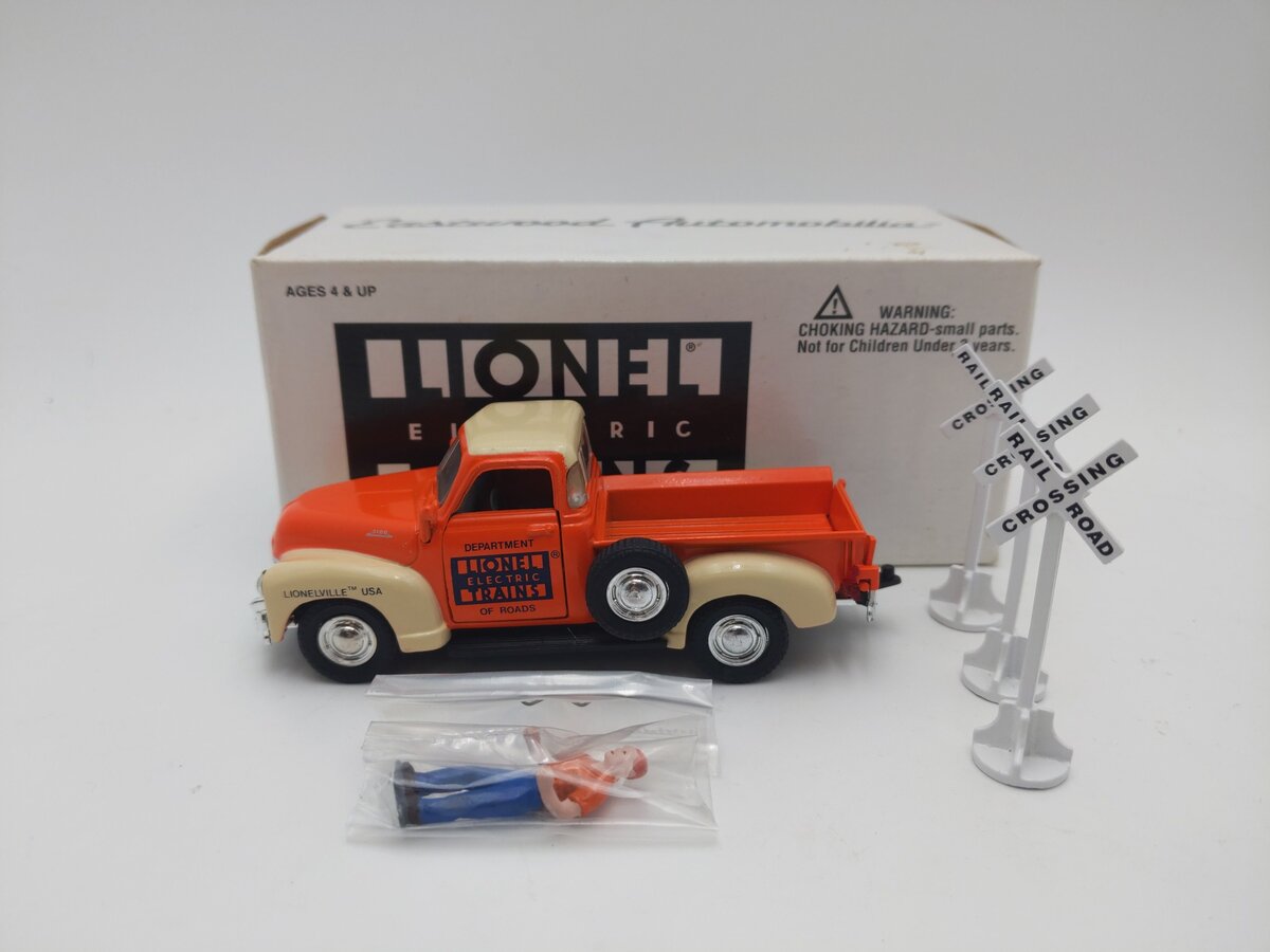 Lionel Dept of Roads Eastwood Chevy Pickup C3100 EX/Box