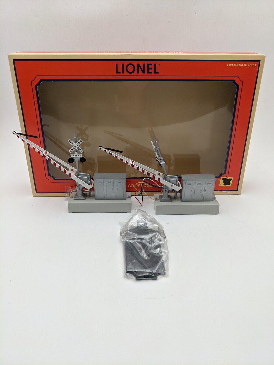 Lionel 6-14098 O Mainline Automatic Crossing Gates (Pair of 2) EX/Box