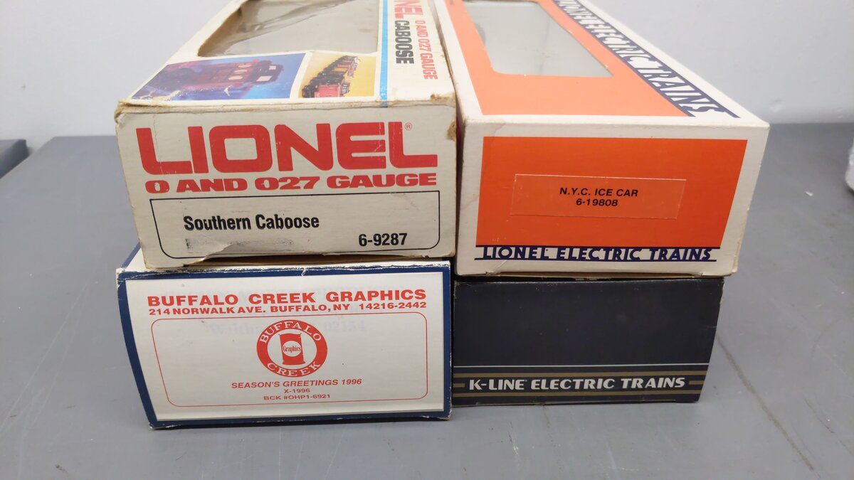 Lionel and Others O Gauge Assorted Freight Cars 9287, 90011, 19808, 1996 [4] EX/Box
