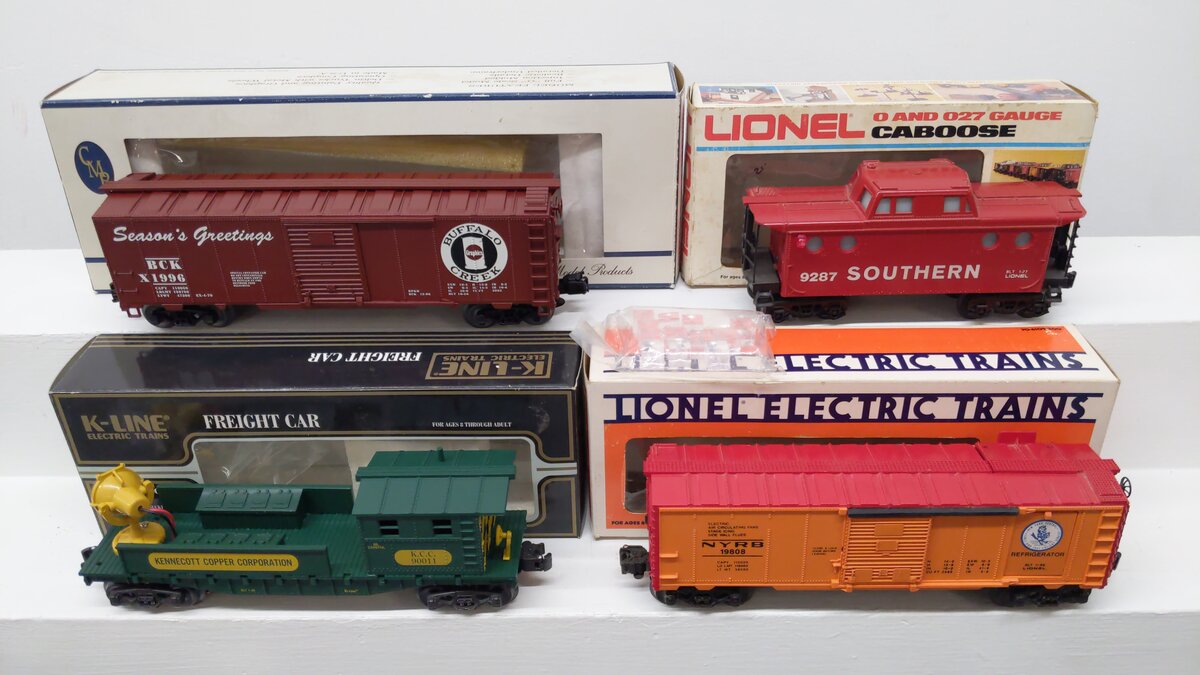 Lionel and Others O Gauge Assorted Freight Cars 9287, 90011, 19808, 1996 [4] EX/Box