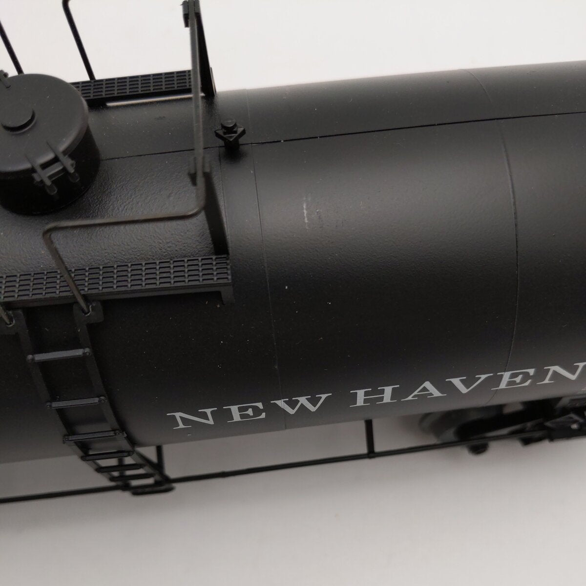 Weaver U1328LD O Gauge New Haven 40' Tank Car #20008 (3-Rail) EX/Box