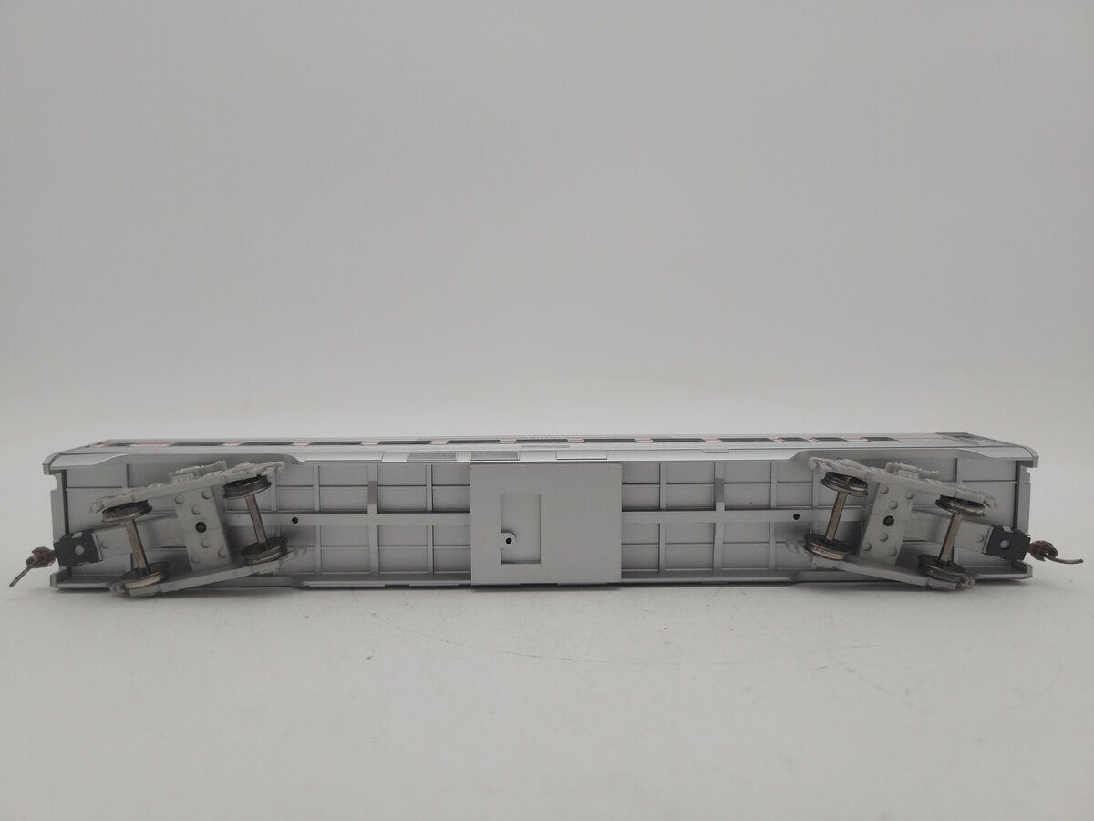 Roundhouse 7946 HO Amtrak Streamline Coach #5229 EX/Box
