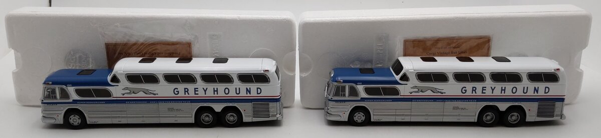 Corgi US54414 1:50 GM 4501 Greyhound Scenicruiser Destination Philadelphia Set LN/Box