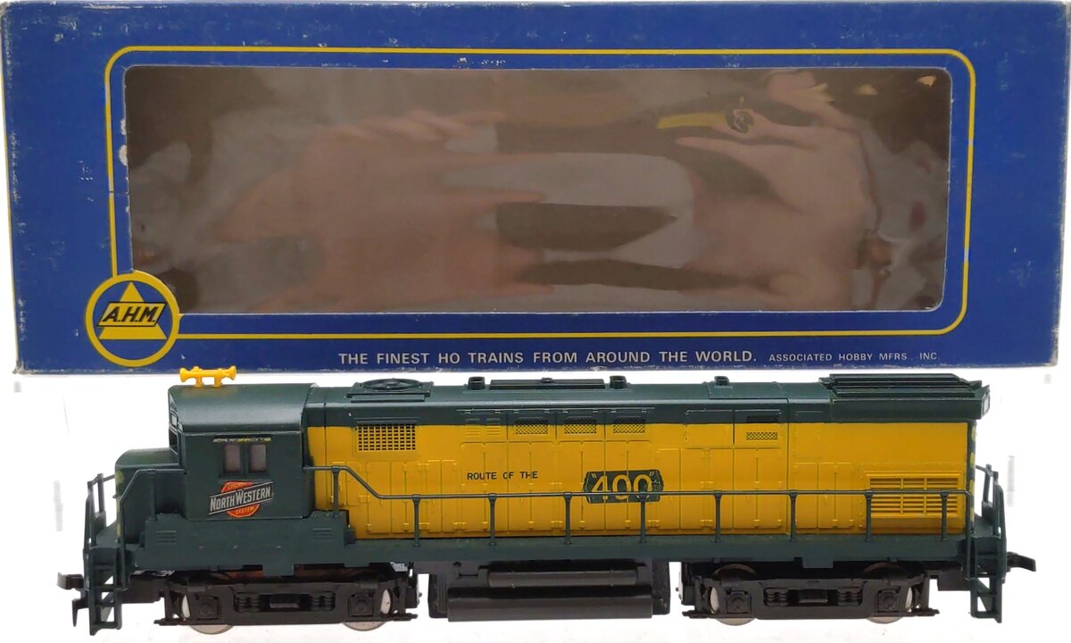 AHM 5015C HO Scale Chicago & North Western "400" Alco Century Diesel Locomotive LN/Box
