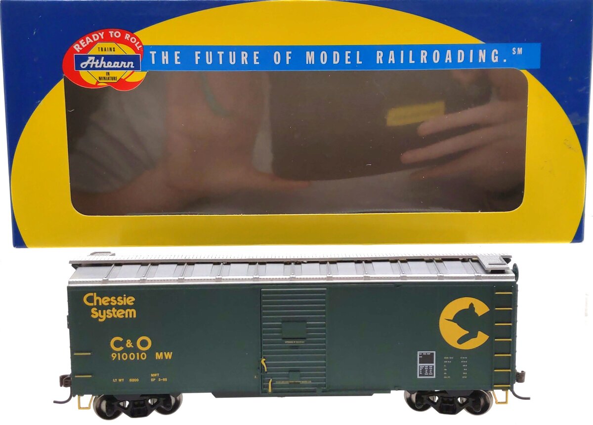 Athearn 70432 HO Scale Chessie/C&O RTR 40' YSD Box Car #910010