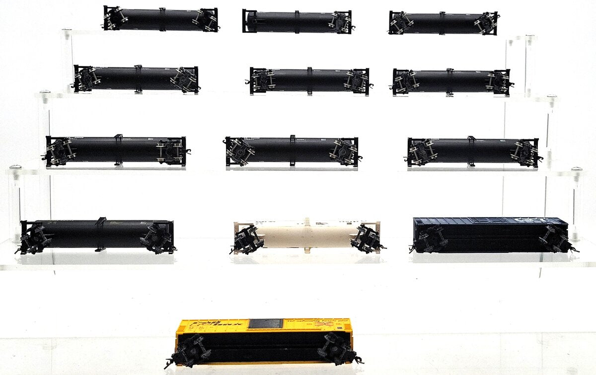 Roundhouse N Scale Assorted Freight Cars [13] EX/Box