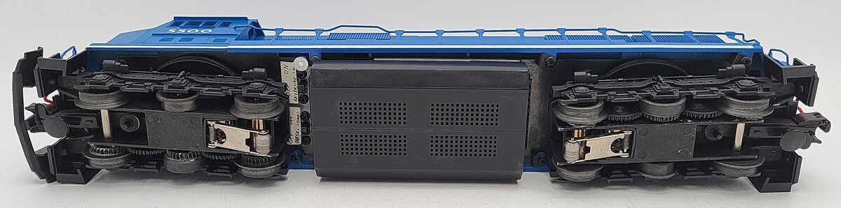 Lionel 6-18216 O Gauge Conrail SD-60M Powered Diesel Locomotive #5500 EX