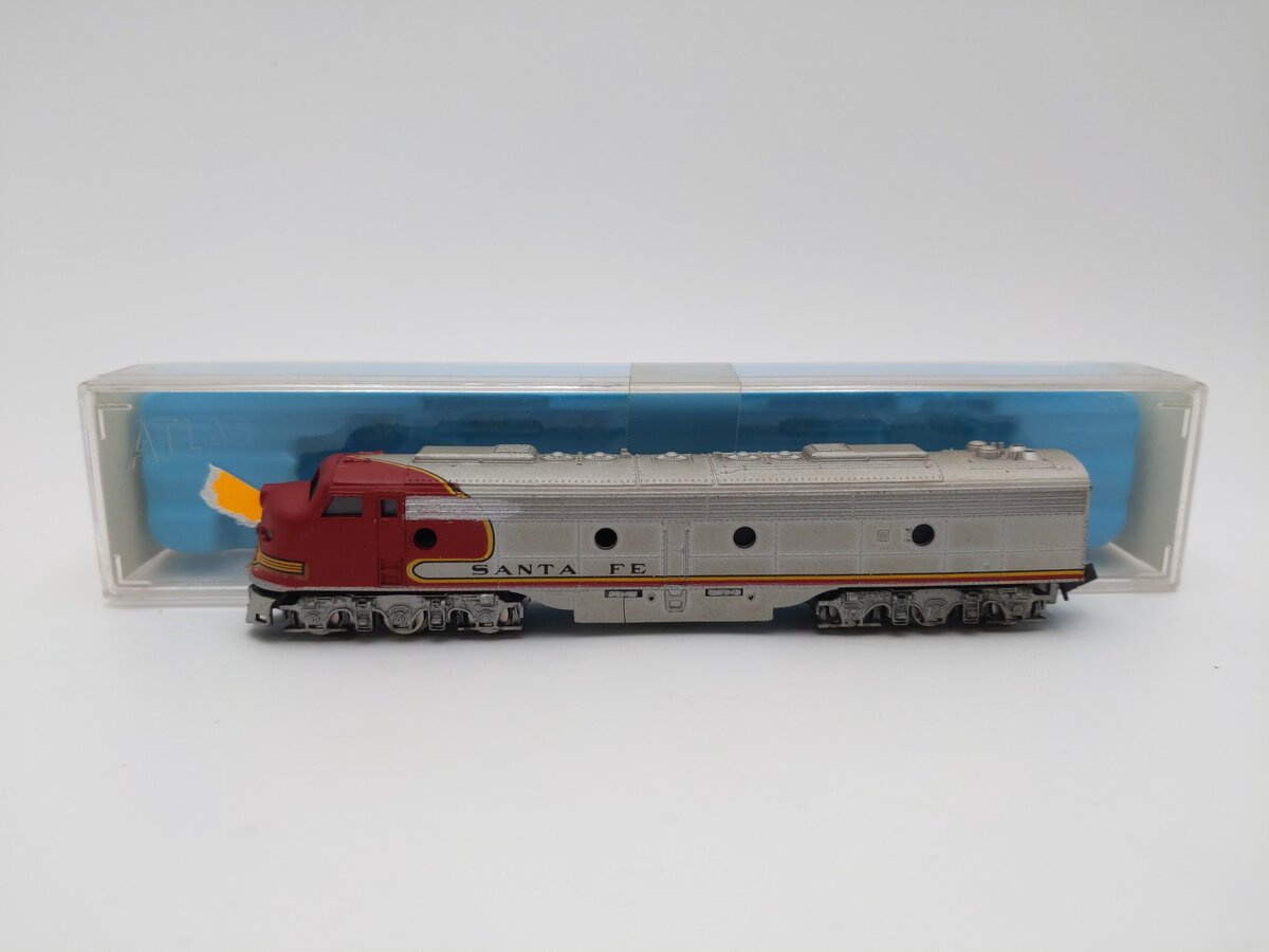 Atlas 2101 ATSF E8 A Diesel Locomotive EX/Box