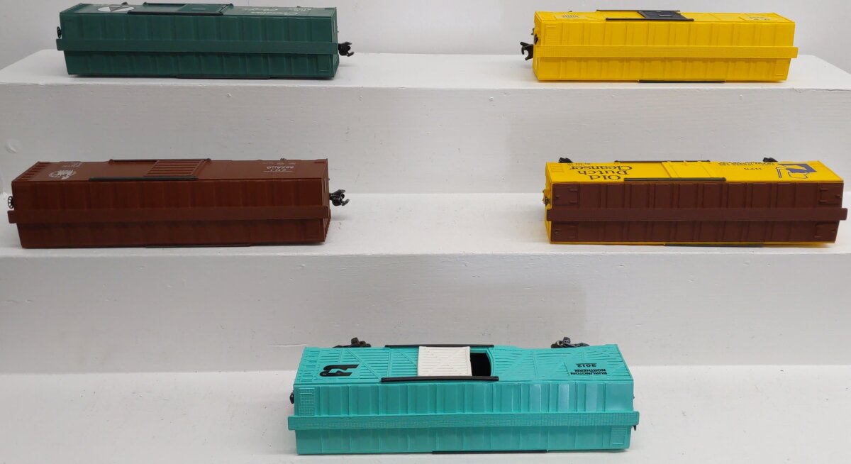 KMT O Gauge Assorted Freight Cars; 1175, 81099, 567890, 9369, 3012, [5]