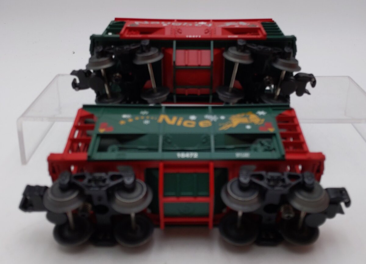 Lionel 6-16470 Naughty and Nice Ore Car (Set of 2) EX/Box