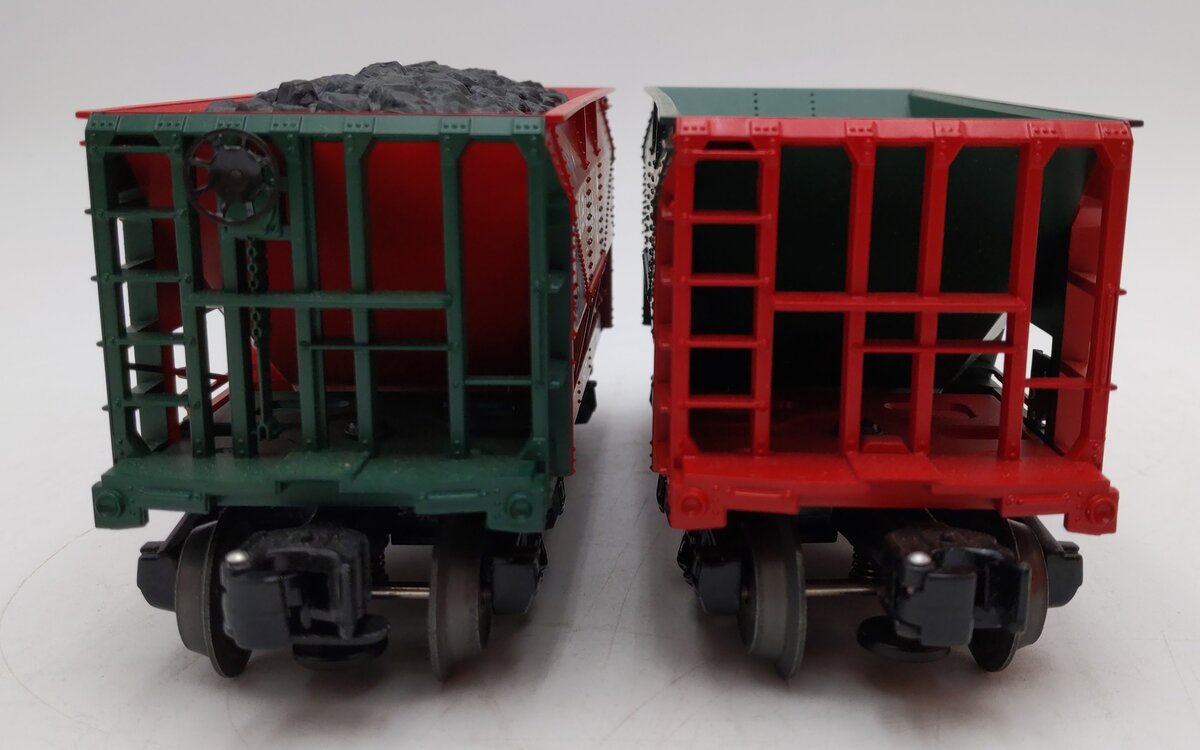 Lionel 6-16470 Naughty and Nice Ore Car (Set of 2) EX/Box