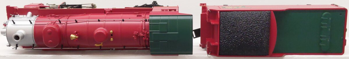 Lionel 6-28699 O Gauge Holiday Red 2-8-2 Steam Locomotive & Tender #25 EX/Box