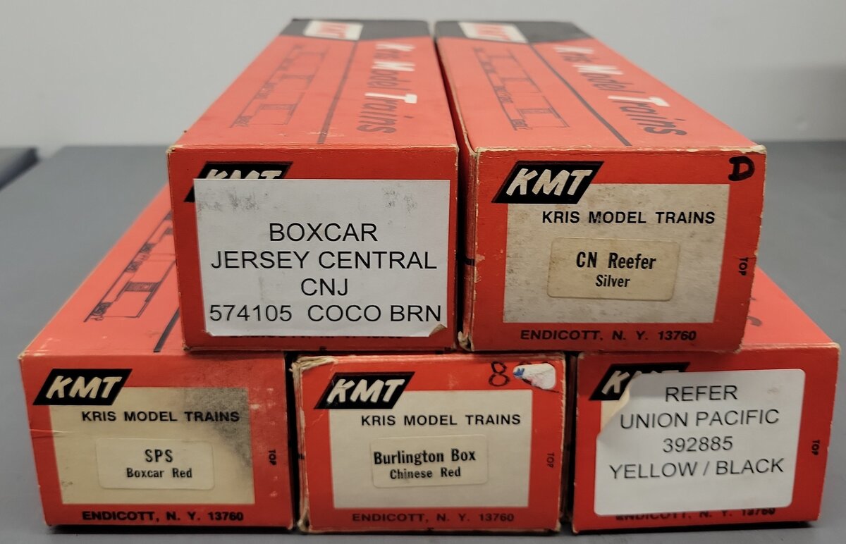 KMT O Gauge Assorted Freight Cars; 574105, 205300, 112237, 392885, [5] VG/Box