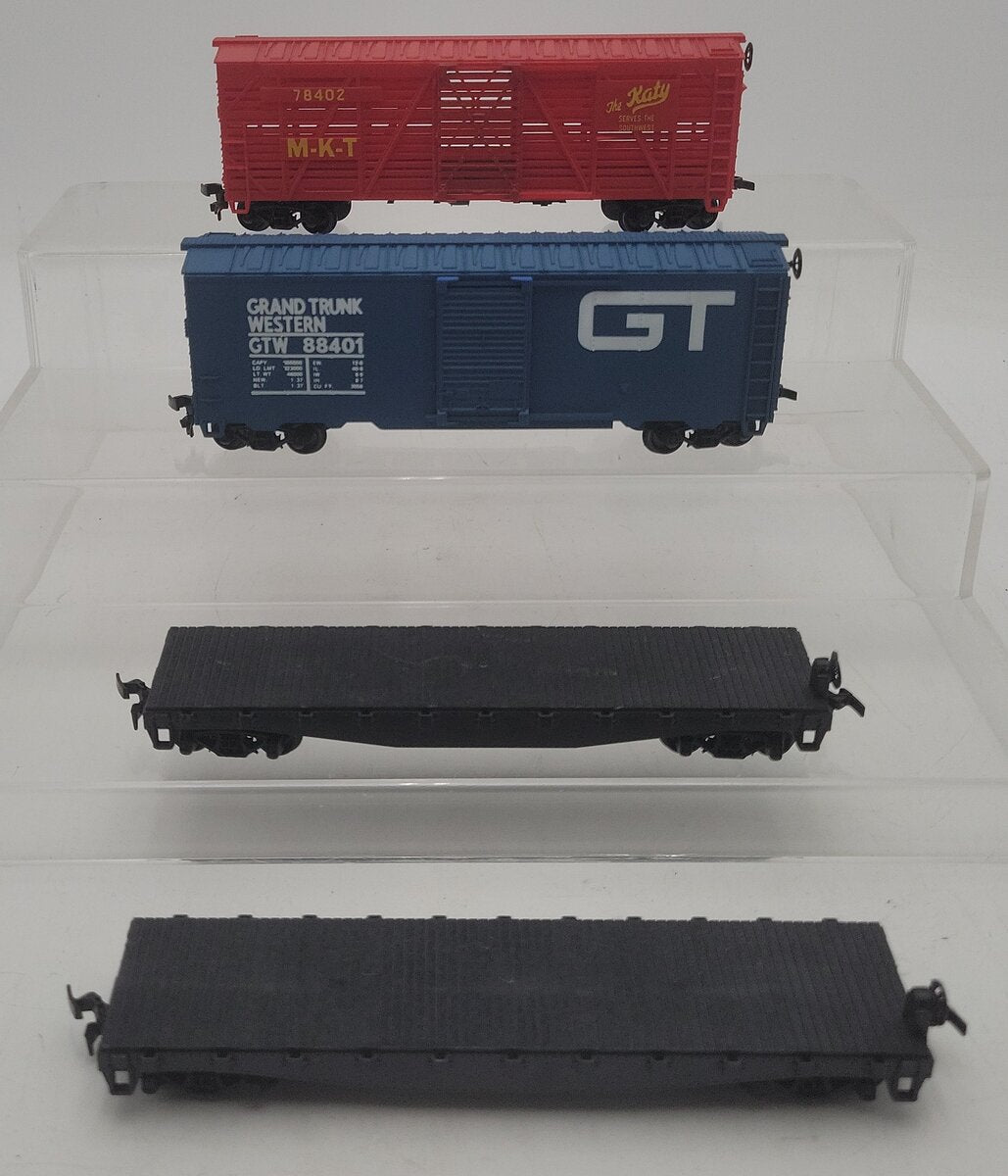Lionel HO Scale Assorted Freight Cars #78402, #88401 [4] EX
